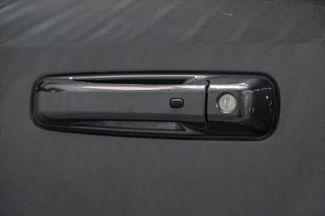 Photo of 2024 Granite Crystal Metallic Clearcoat RAM 2500