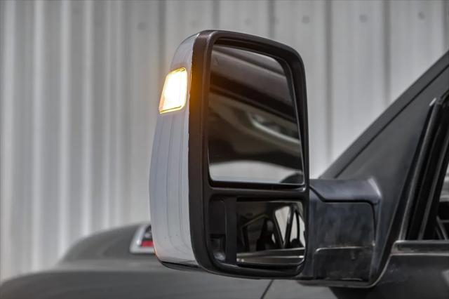 Photo of 2024 Granite Crystal Metallic Clearcoat RAM 2500