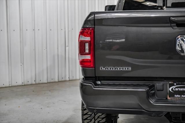 Photo of 2024 Granite Crystal Metallic Clearcoat RAM 2500