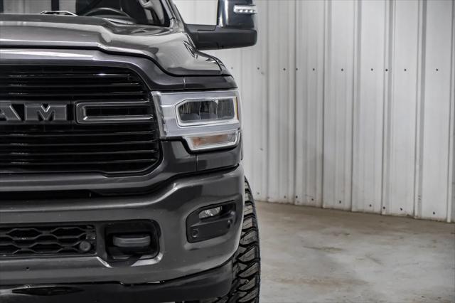 Photo of 2024 Granite Crystal Metallic Clearcoat RAM 2500