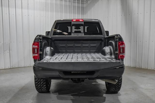 Photo of 2024 Granite Crystal Metallic Clearcoat RAM 2500