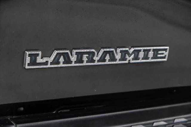 Photo of 2024 Granite Crystal Metallic Clearcoat RAM 2500