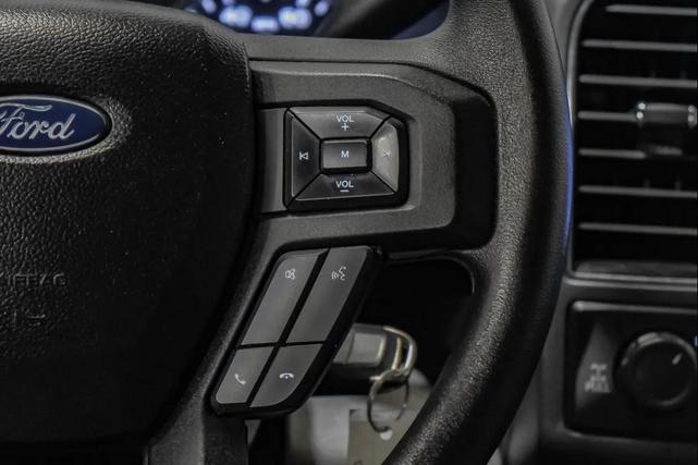 Photo of 2022 Oxford White Ford F-250