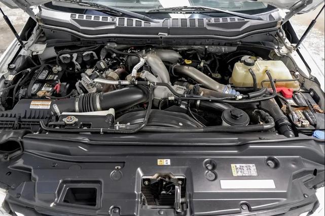 Photo of 2022 Oxford White Ford F-250