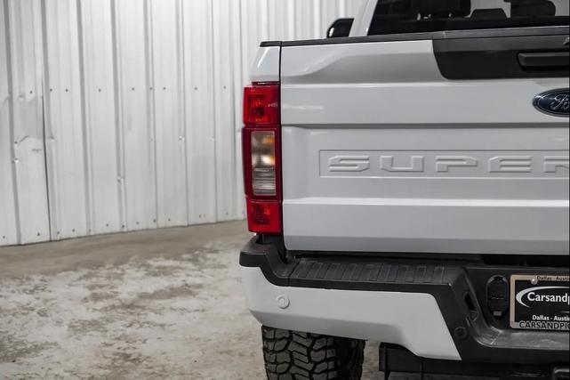 Photo of 2022 Oxford White Ford F-250