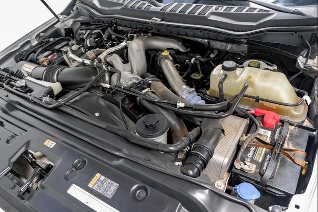 Photo of 2022 Oxford White Ford F-250