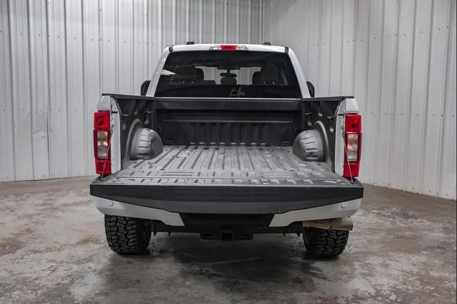 Photo of 2022 Oxford White Ford F-250