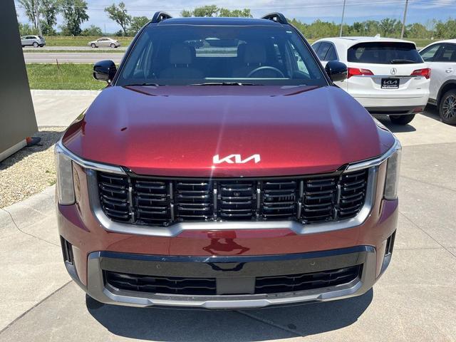 Photo of 2024 Dawning Red Kia Sorento