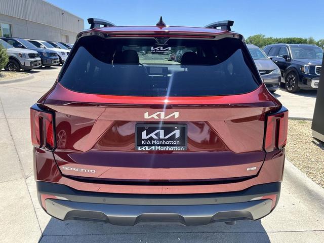 Photo of 2024 Dawning Red Kia Sorento