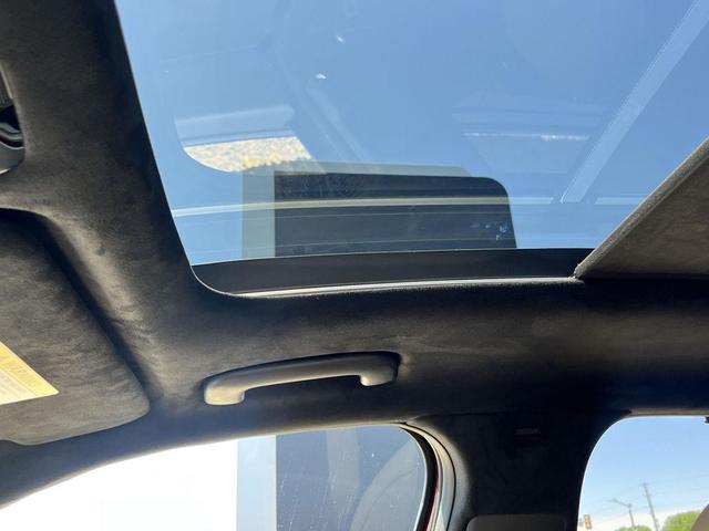 Photo of 2024 Dawning Red Kia Sorento