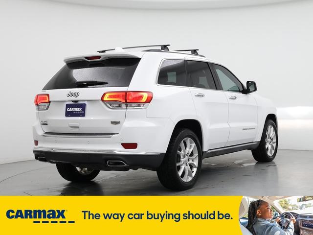 Photo of 2016 White Jeep Grand Cherokee
