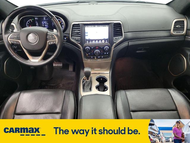 Photo of 2016 White Jeep Grand Cherokee