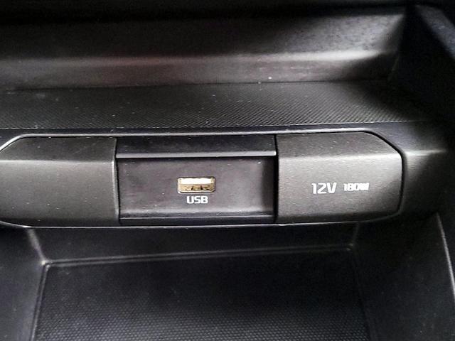 Photo of 2022 White Kia Rio