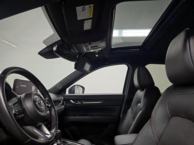 Photo of 2022 Gray Mazda CX-5