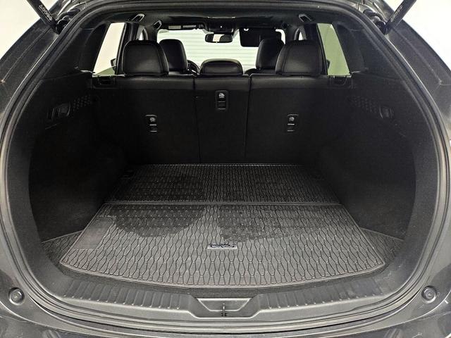 Photo of 2022 Gray Mazda CX-5