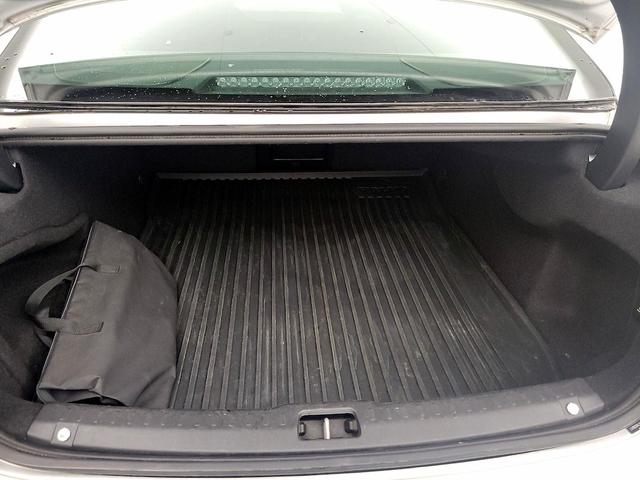 Photo of 2018 Silver Volvo S90 Recharge Plug-In Hybrid