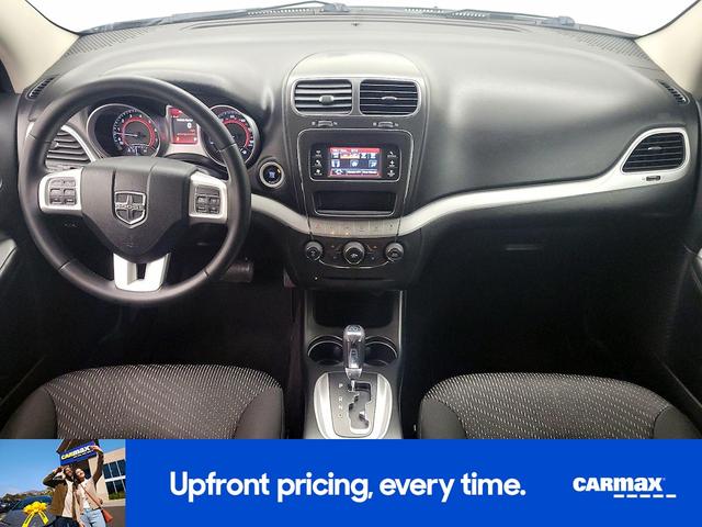 Photo of 2016 Gray Dodge Journey