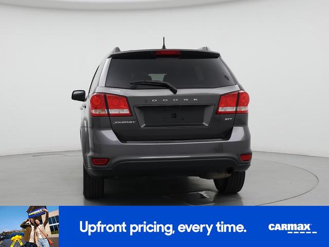 Photo of 2016 Gray Dodge Journey