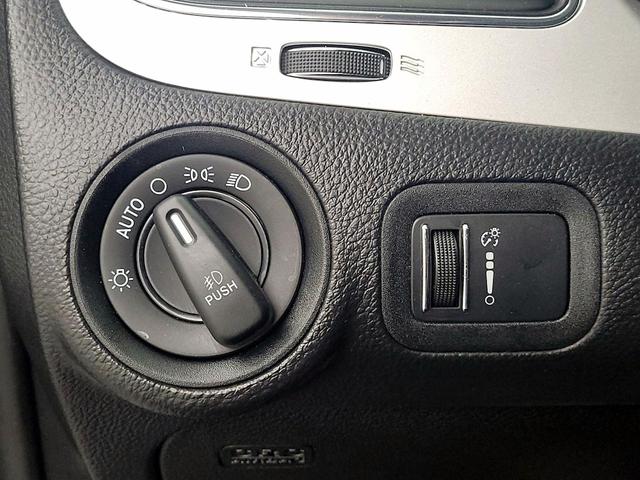 Photo of 2016 Gray Dodge Journey