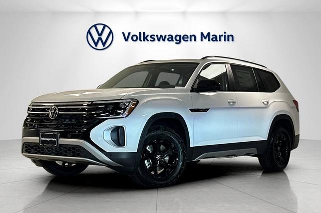 Photo of 2025 Pure White Volkswagen Atlas