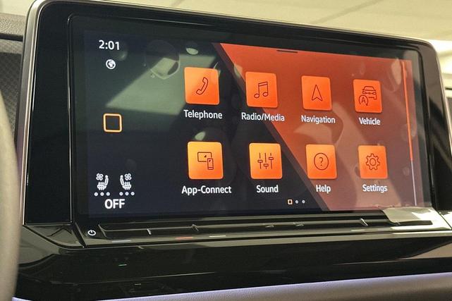 Photo of 2025 Pure White Volkswagen Atlas