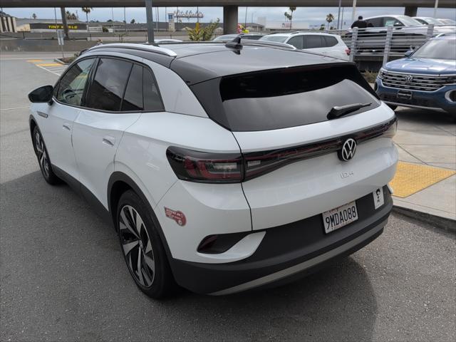 Photo of 2021 Black Metallic Volkswagen ID.4