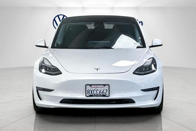 Photo of 2021 Pearl White Multi-Coat Tesla Model 3