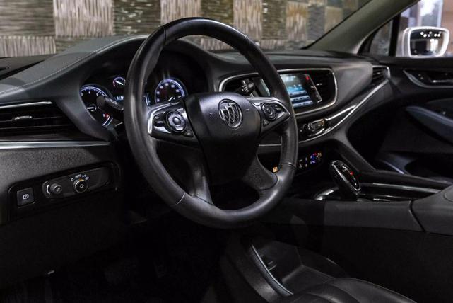 Photo of 2018 Quicksilver Metallic Buick Enclave