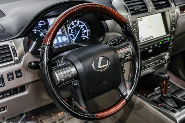 Photo of 2016 Black Onyx Lexus GX 460