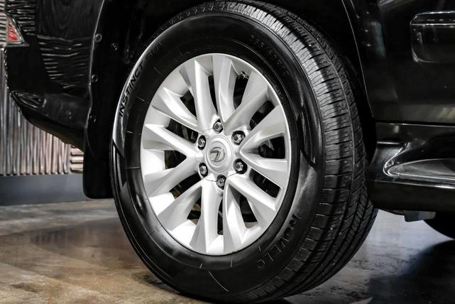 Photo of 2016 Black Onyx Lexus GX 460