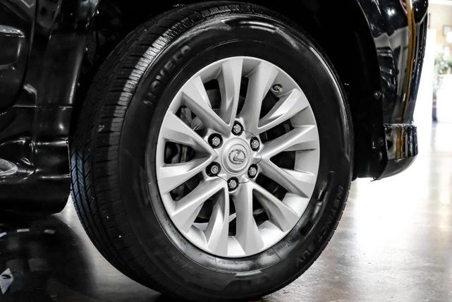 Photo of 2016 Black Onyx Lexus GX 460