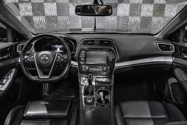 Photo of 2017 Black Nissan Maxima