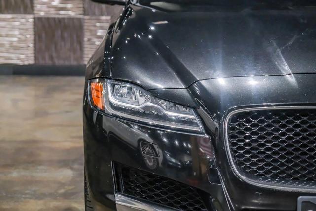 Photo of 2020 Black Jaguar XF