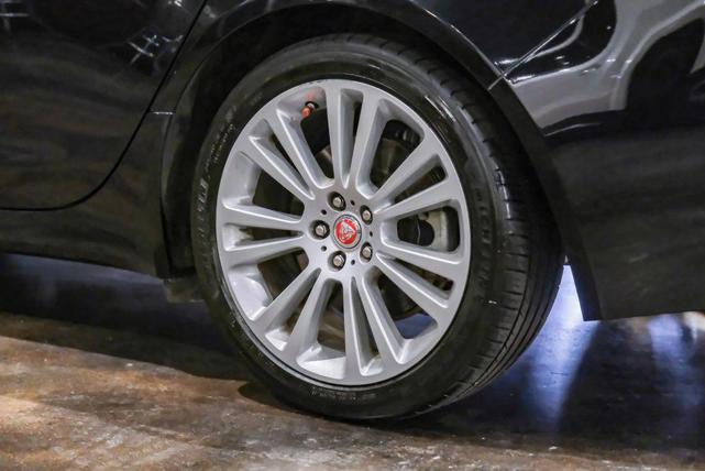 Photo of 2020 Black Jaguar XF