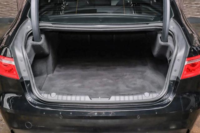Photo of 2020 Black Jaguar XF