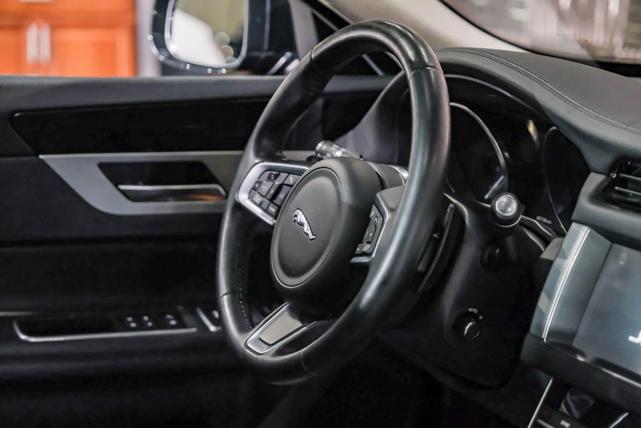 Photo of 2020 Black Jaguar XF