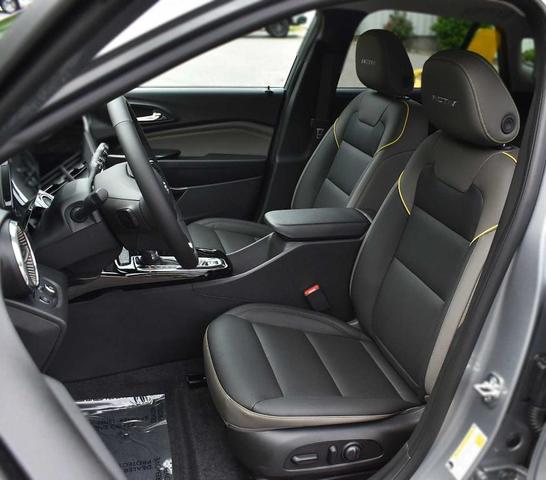 Photo of 2025 Sterling Gray Metallic Chevrolet Trax