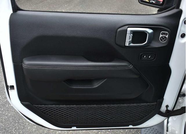Photo of 2020 Bright White Clearcoat Jeep Wrangler Unlimited
