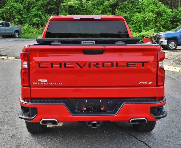Photo of 2021 Red Chevrolet Silverado 1500