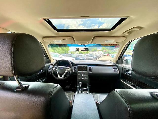 Photo of 2015 Gray Ford Flex
