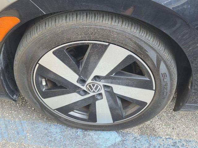 Photo of 2021 Black Volkswagen Arteon