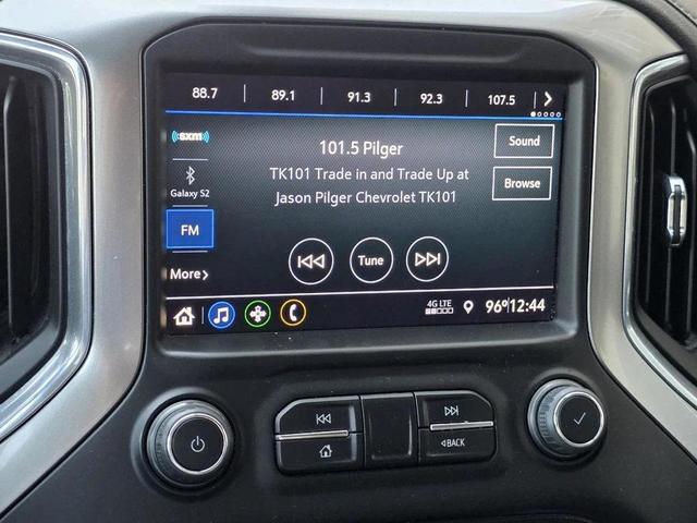 Photo of 2022 Red Chevrolet Silverado 1500