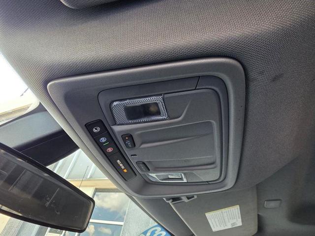 Photo of 2022 Red Chevrolet Silverado 1500