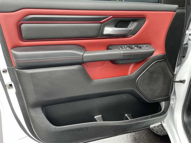 Photo of 2025 Bright White Clearcoat RAM 1500