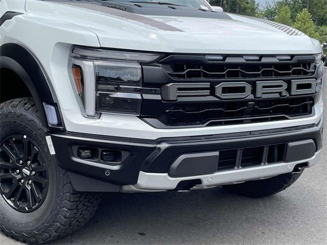 Photo of 2025 Oxford White Ford F-150