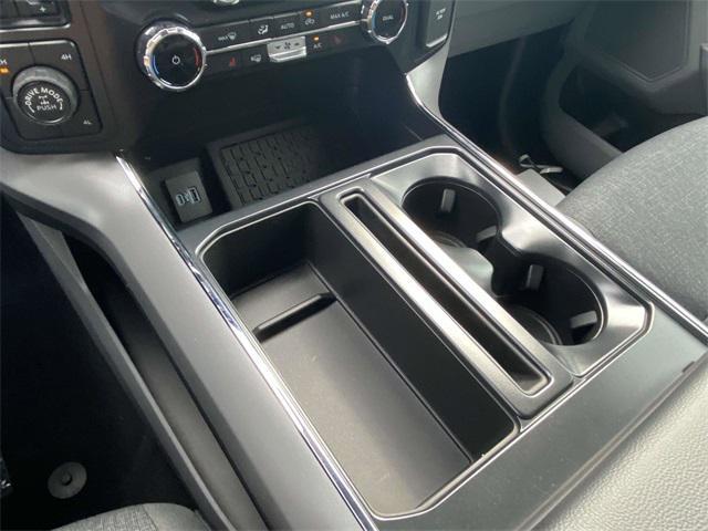 Photo of 2024 Oxford White Ford F-150