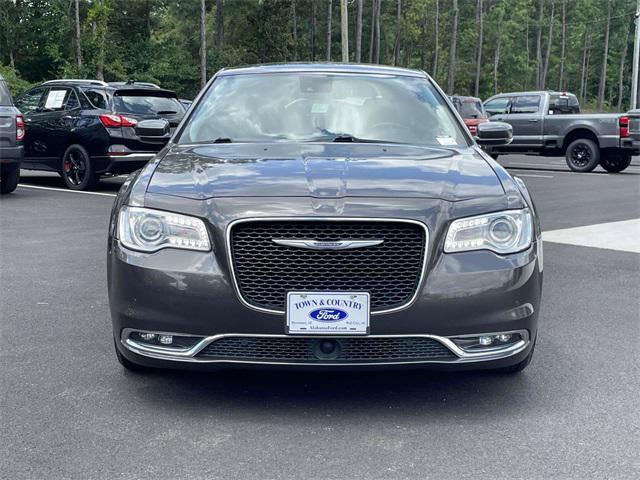 Photo of 2021 Granite Crystal Metallic Clearcoat Chrysler 300