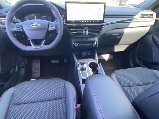 Photo of 2025 Agate Black Metallic Ford Escape