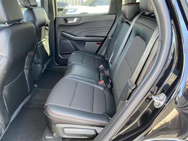 Photo of 2025 Agate Black Metallic Ford Escape