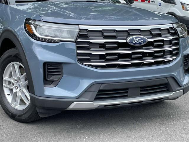 Photo of 2025 Vapor Blue Ford Explorer